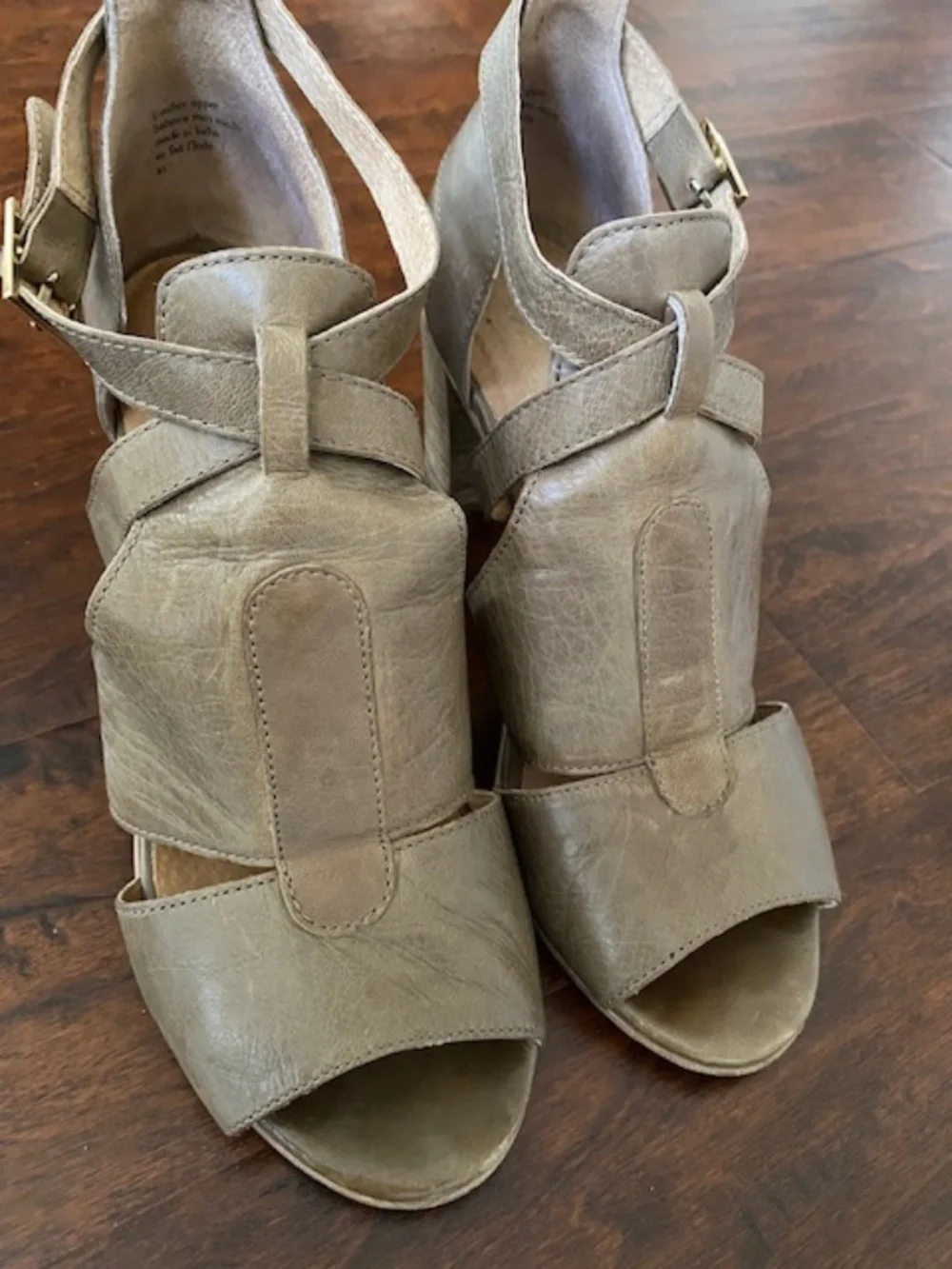 Seychelles Women's Thoughtful Tan Leather Block Heel Sandals Size 10